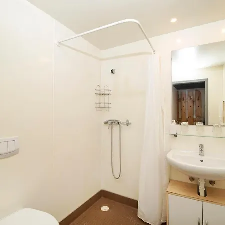 Szobi Malomkert Lovarda Aparthotel